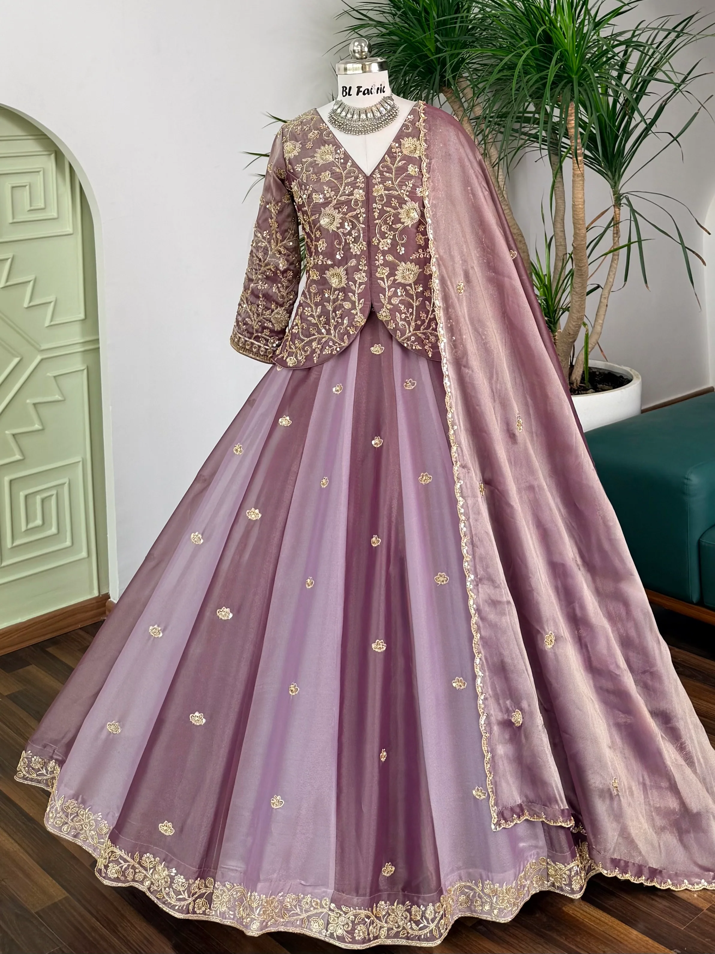 LEHENGA CHOLI